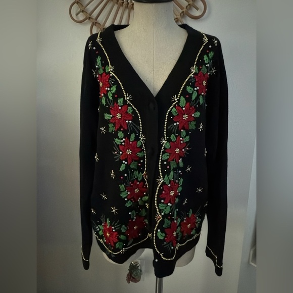 BP Designs Christmas Poinsettia Black Beaded Cardigan Sweater Size M - Picture 1 of 11
